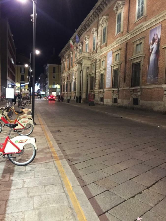 Appartamento Milano Buitenkant foto